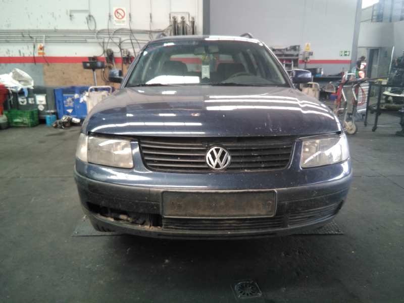 VOLKSWAGEN Passat Variant 1 generation (2010-2024) Spidometras (Prietaisų skydelis) 3B0919881N,VWZ7Z0W0337450,E2-A1-13-2 18441996