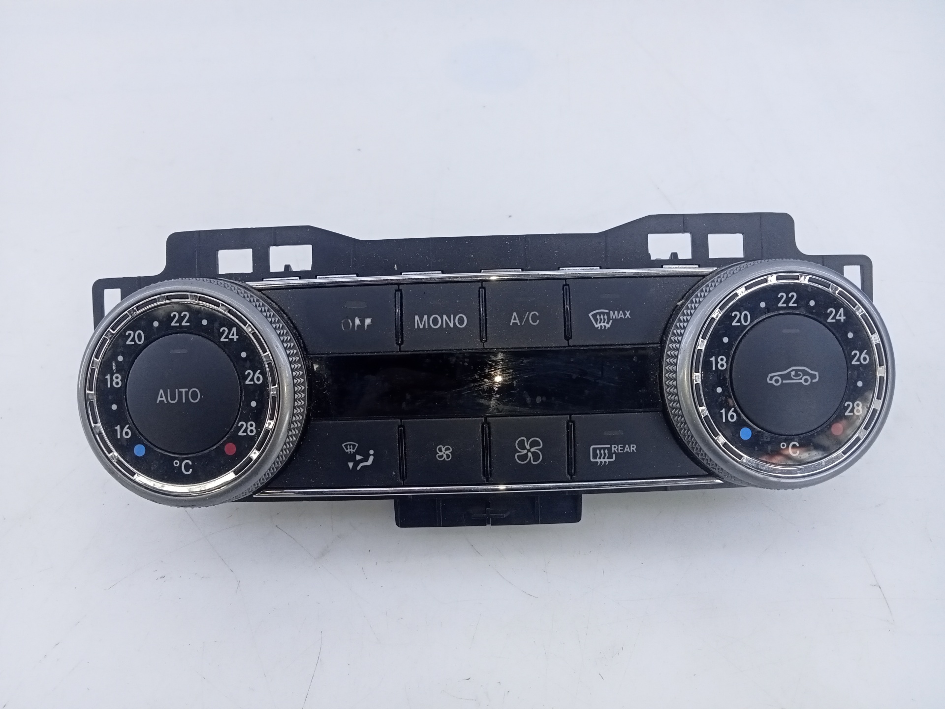 MERCEDES-BENZ C-Class W204/S204/C204 (2004-2015) Unitate de control al climei 2048300590,E3-A1-3-1 23301504