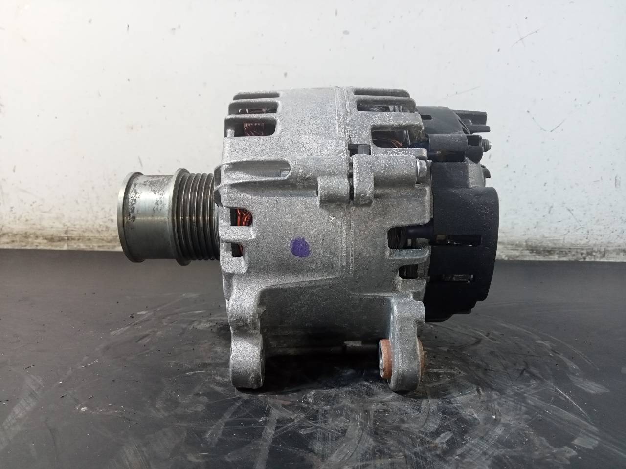 VOLKSWAGEN T-Roc 1 generation (2017-2024) Alternator 05E903026Q, P3-B6-2-4 24068791