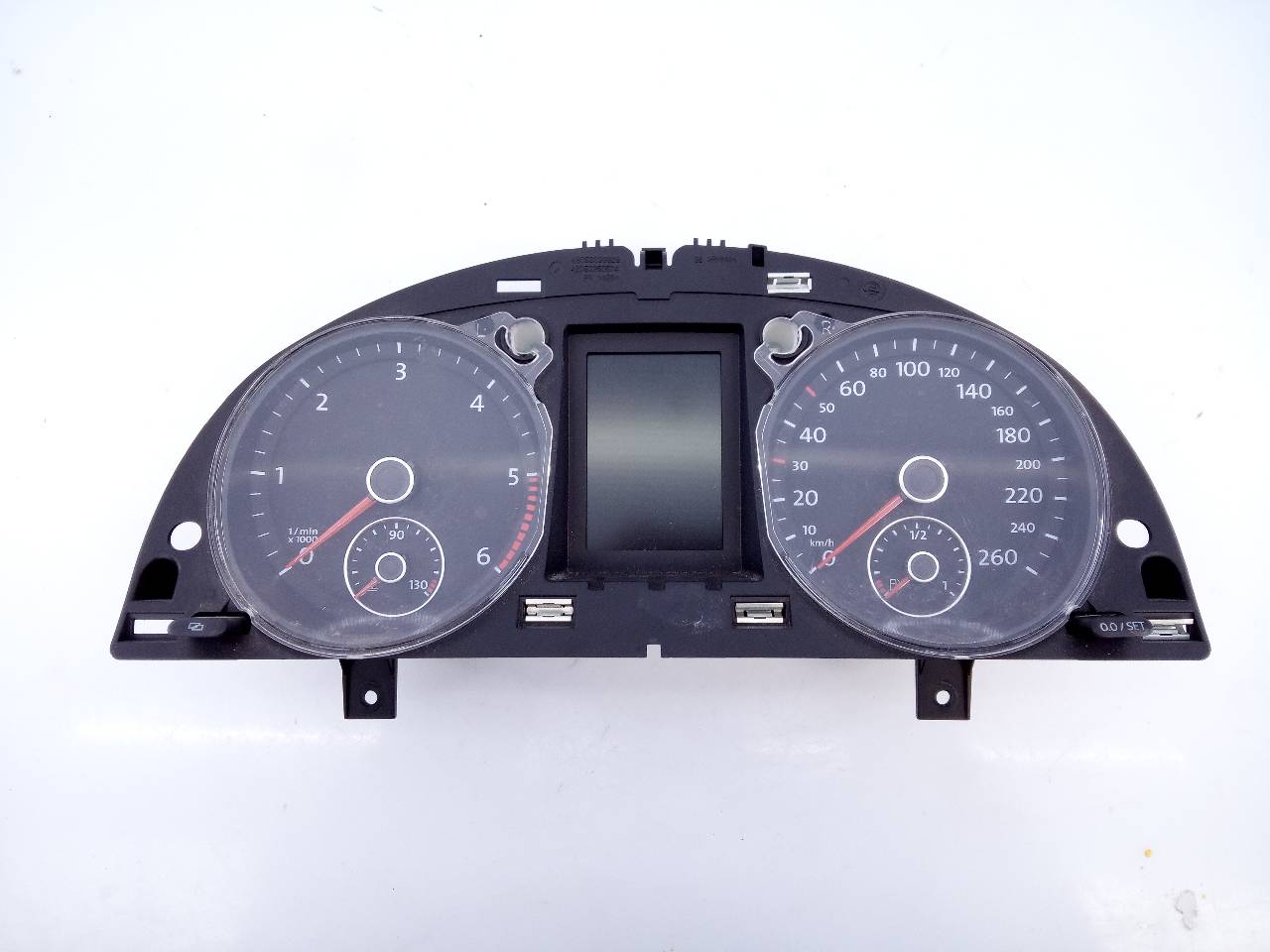 VOLKSWAGEN Passat B7 (2010-2015) Speedometer 3AA920870A, E2-A1-18-3 20965277