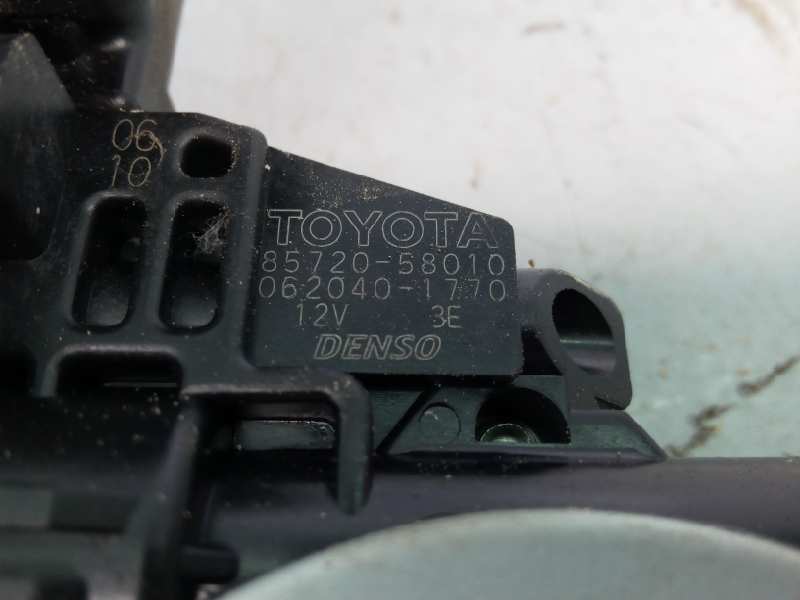 TOYOTA Land Cruiser 70 Series (1984-2024) Moteur de commande de vitre de porte arrière droite 8572058010, E2-B4-23-2 18568239