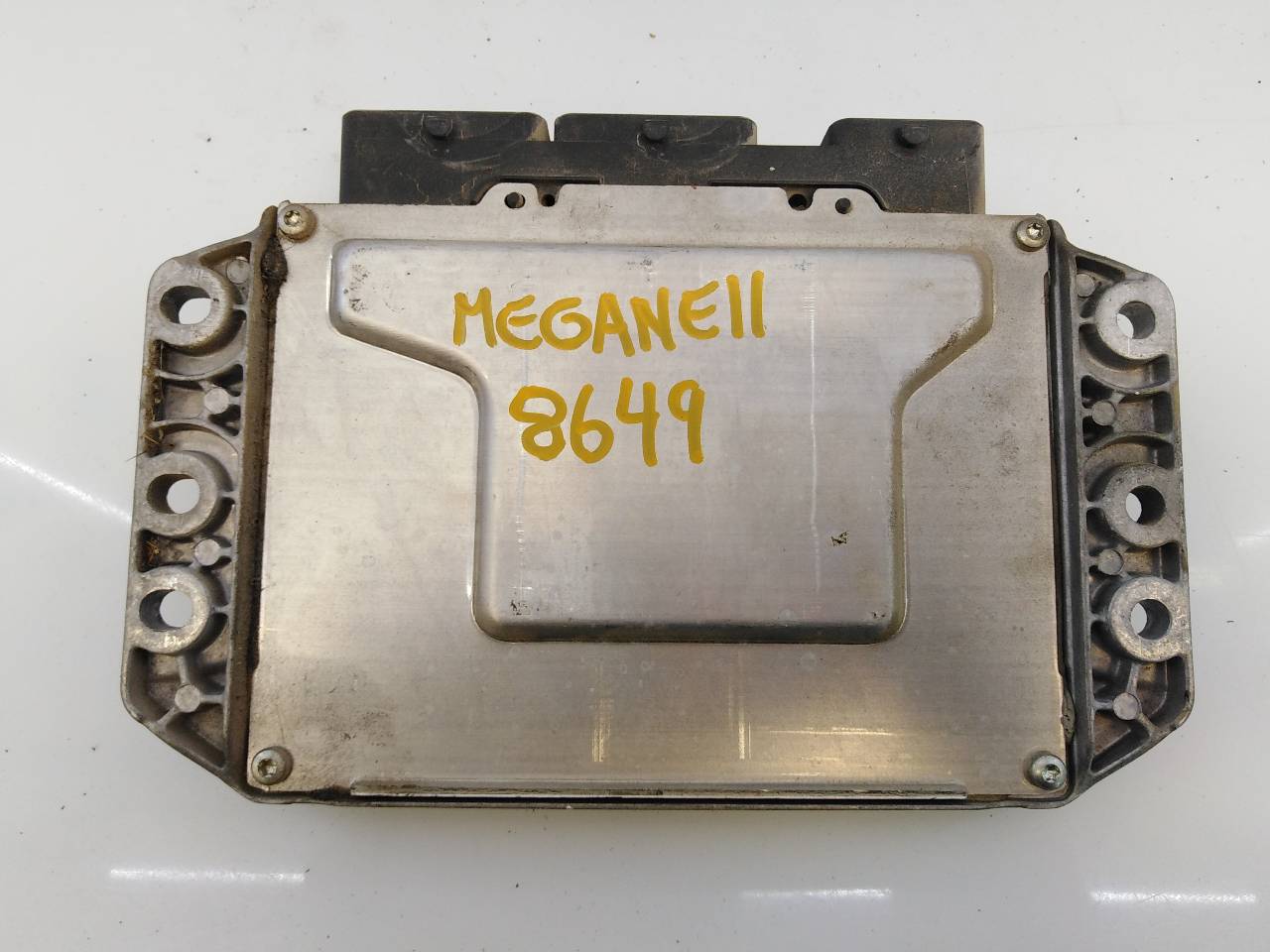 RENAULT Megane 2 generation (2002-2012) Engine Control Unit ECU 8200283924, 2198008551, E2-A1-37-1 18701281