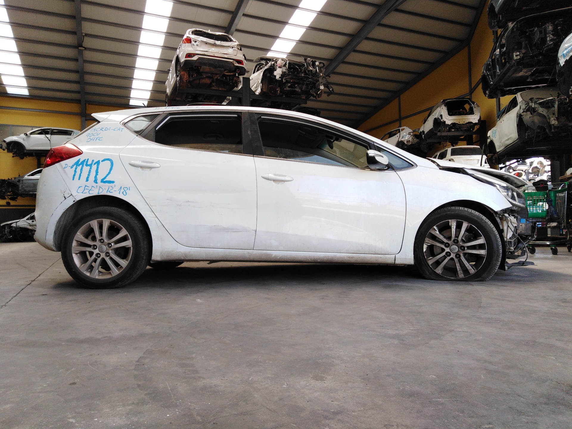 KIA Cee'd 2 generation (2012-2018) Välijäähdyttimen jäähdytin 282702A770,P2-A11-14 24076383