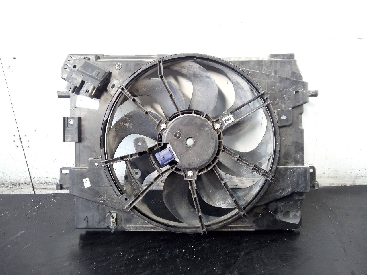 RENAULT Clio 4 generation (2012-2020) Difuzora ventilators 214818009R, P2-A7-9 18793337