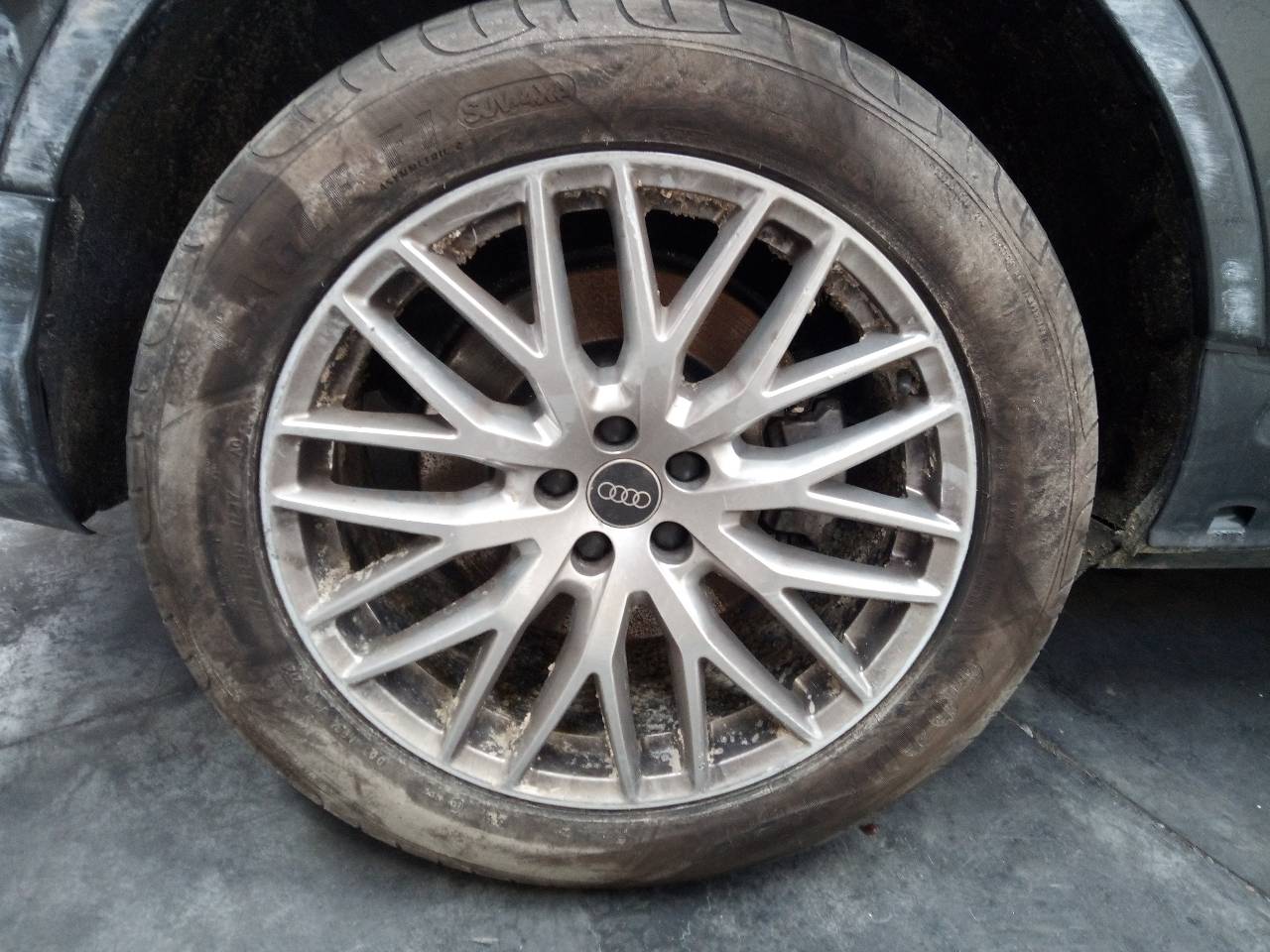 AUDI Q7 4M (2015-2024) Tire 285/45/20 24086456