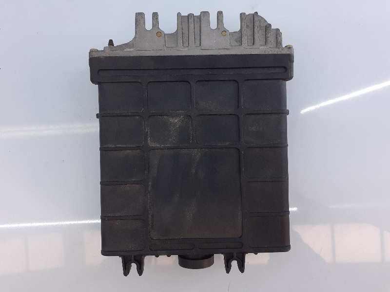 HONDA A4 B5/8D (1994-2001) Motorkontrollenhet ECU 028906021F, E2-A1-6-1 18657102