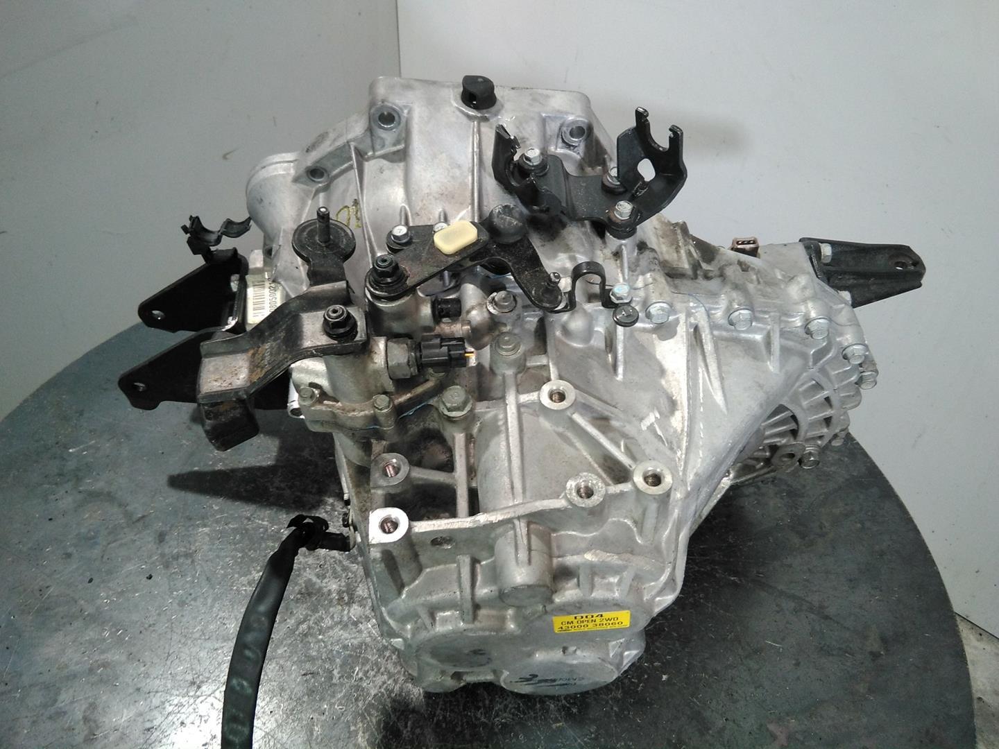 HYUNDAI Santa Fe SM (2000-2013) Gearbox G080500213,M1-B4-142 26271193