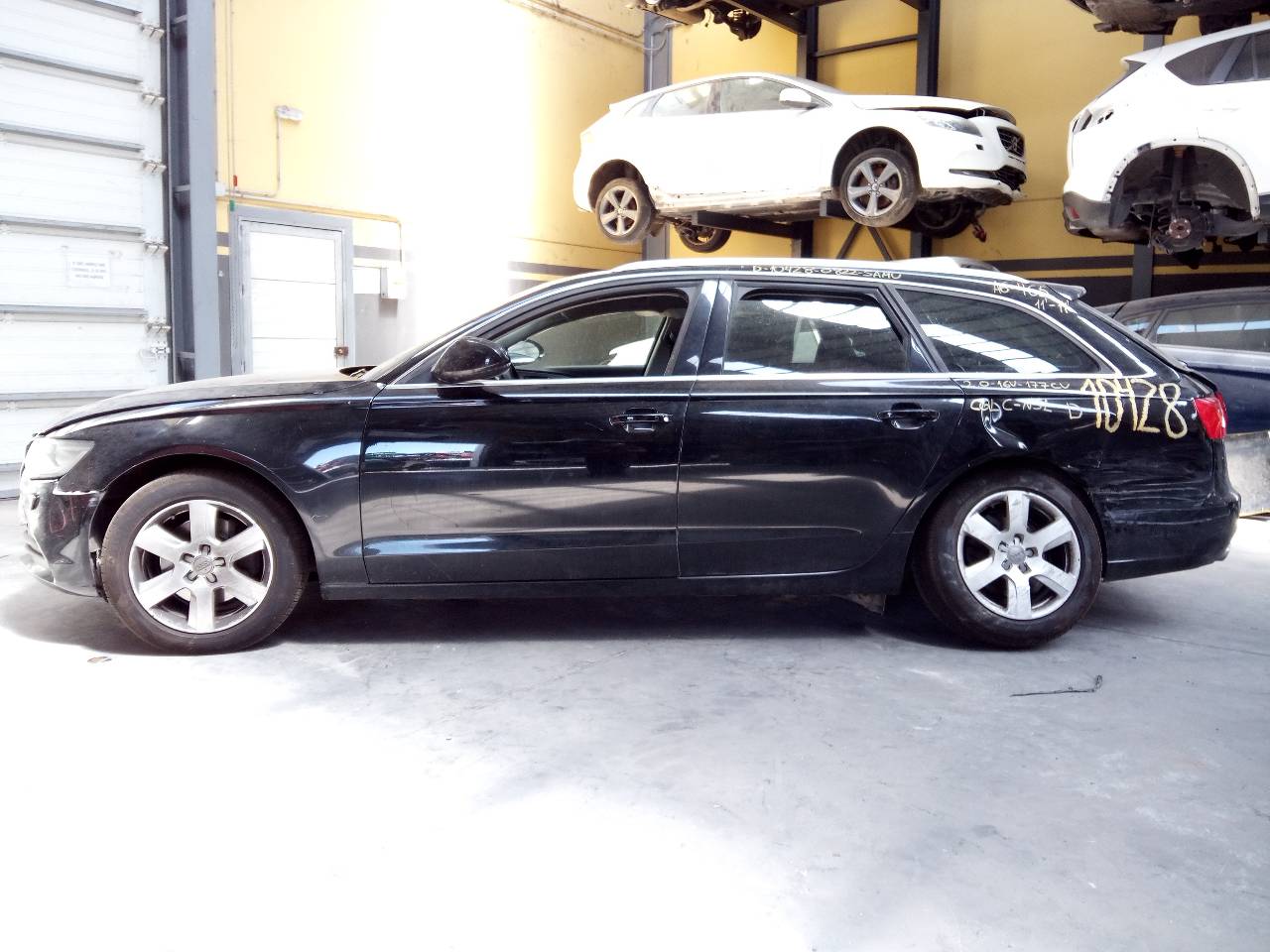 AUDI A6 C7/4G (2010-2020) Priekšējo labo durvju logu pacelšanas motorīts 8K0959812A, E1-B6-52-2 24064402