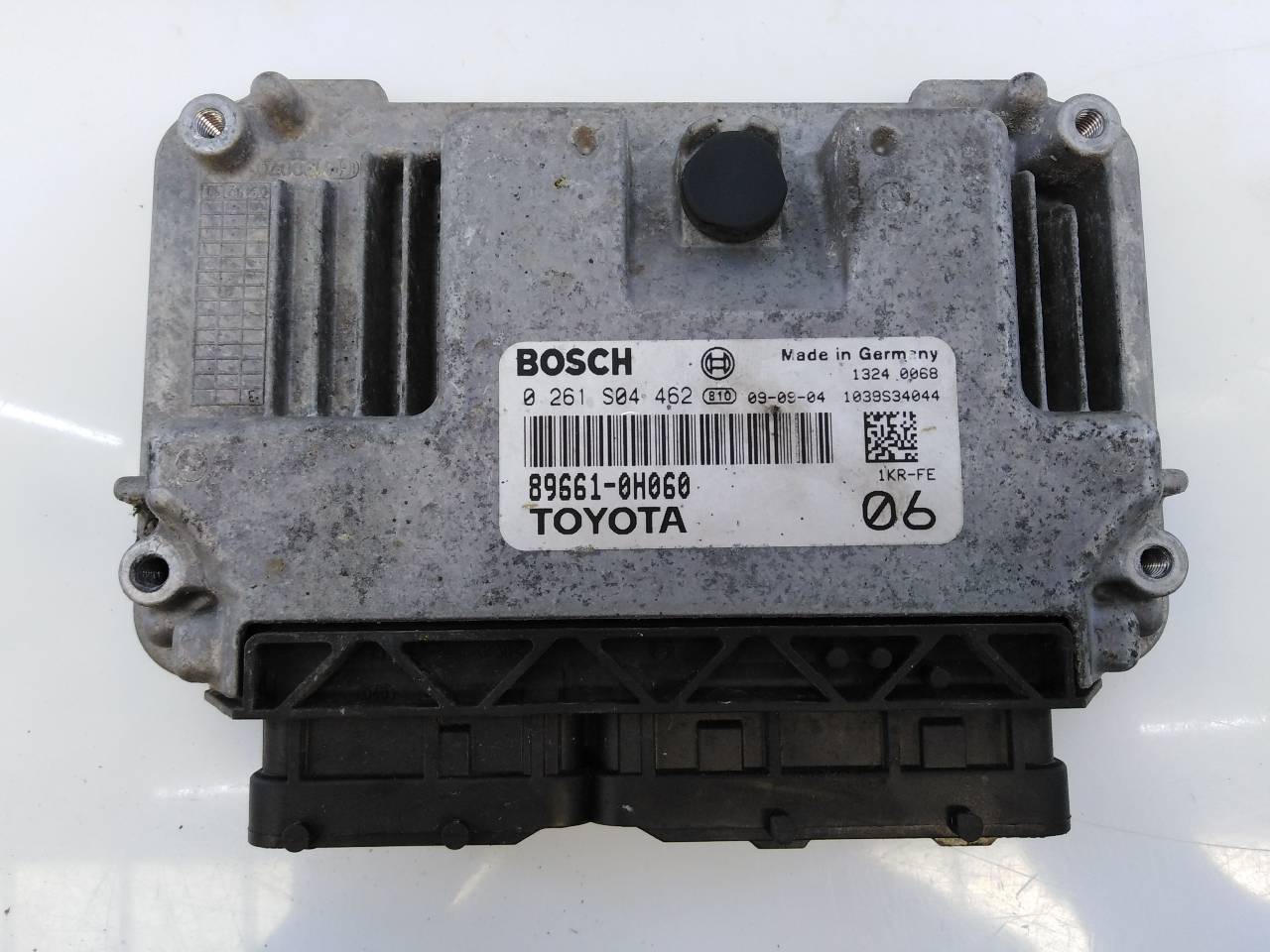 TOYOTA Aygo 1 generation (2005-2014) Engine Control Unit ECU 0261S04462,896610H060,E3-B2-35-4 18696154