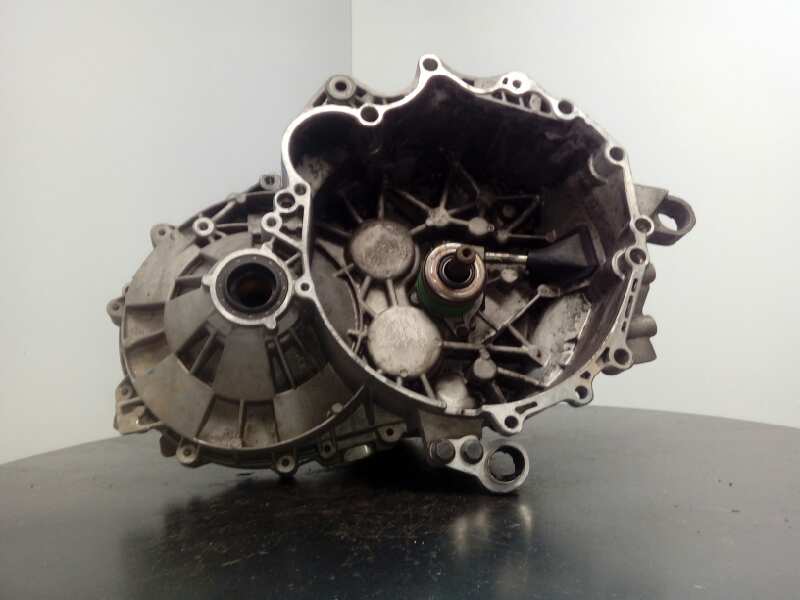 MAZDA 850 1 generation (1992-1997) Gearbox M56L2,M1-A1-158 18568247