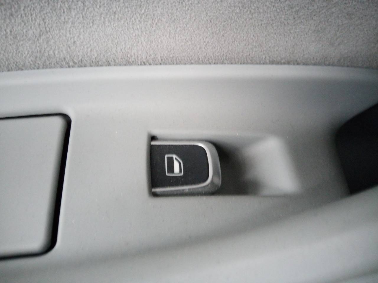 AUDI A6 C7/4G (2010-2020) Rear Right Door Window Control Switch 24089992