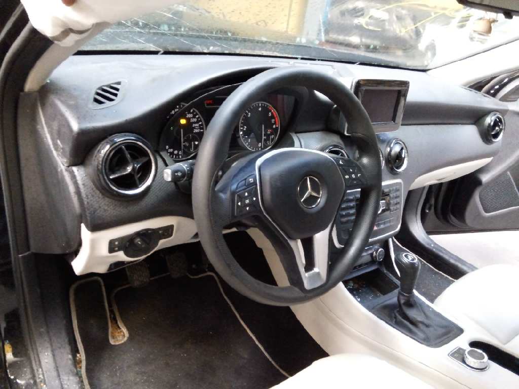 MERCEDES-BENZ A-Class W176 (2012-2018) Mecanismul de direcție A2464602316,A2464600409,E1-A2-8-1 18422210