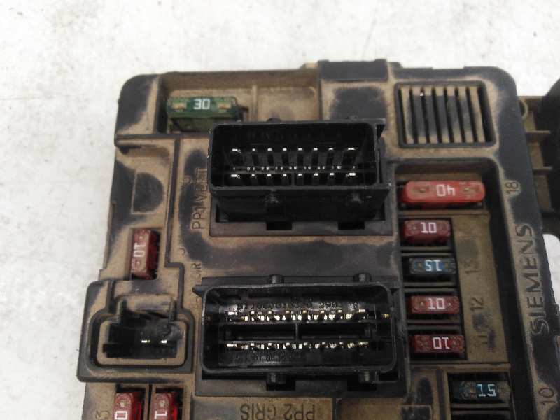 CHEVROLET Partner 2 generation (2008-2023) Fuse Box 9643498980, T118470002, E3-B2-29-1 20990316