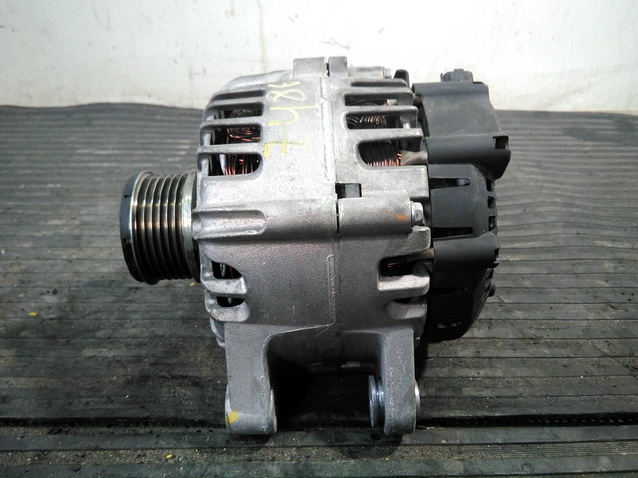 PEUGEOT 2008 1 generation (2013-2020) Alternator 9818677980,P3-B6-5-2 24485245