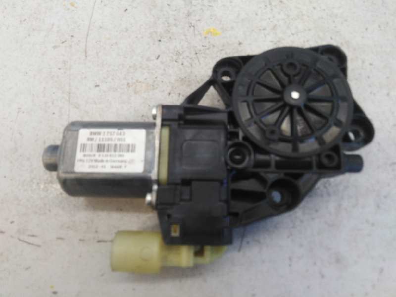 MINI Cooper R56 (2006-2015) Moteur de lève-vitre de porte avant gauche 0130822380, E1-A3-4-1 18600130