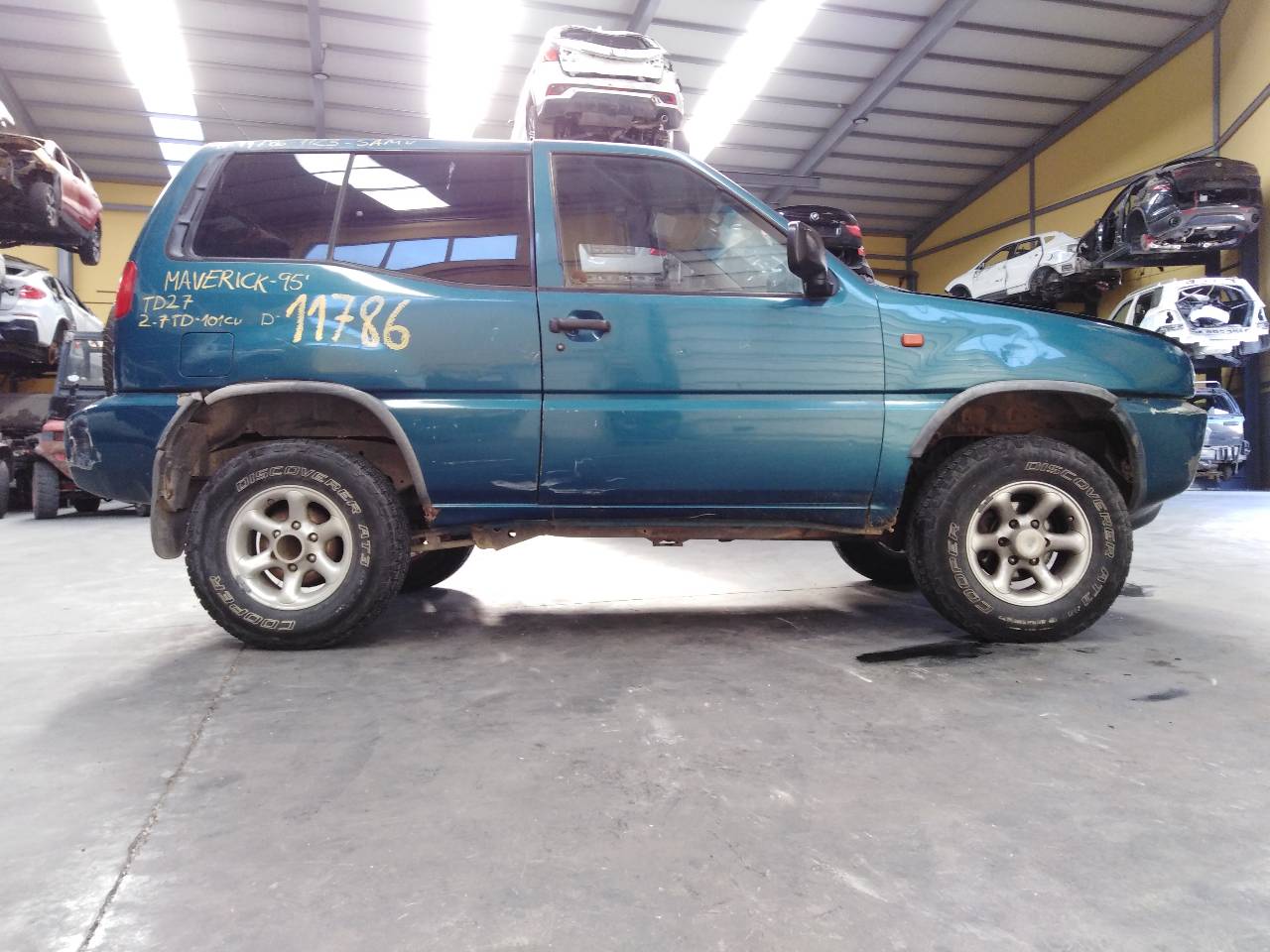 NISSAN Terrano 2 generation (1993-2006) Klímaszivattyú 926000F000,P3-A3-13-2 22603270