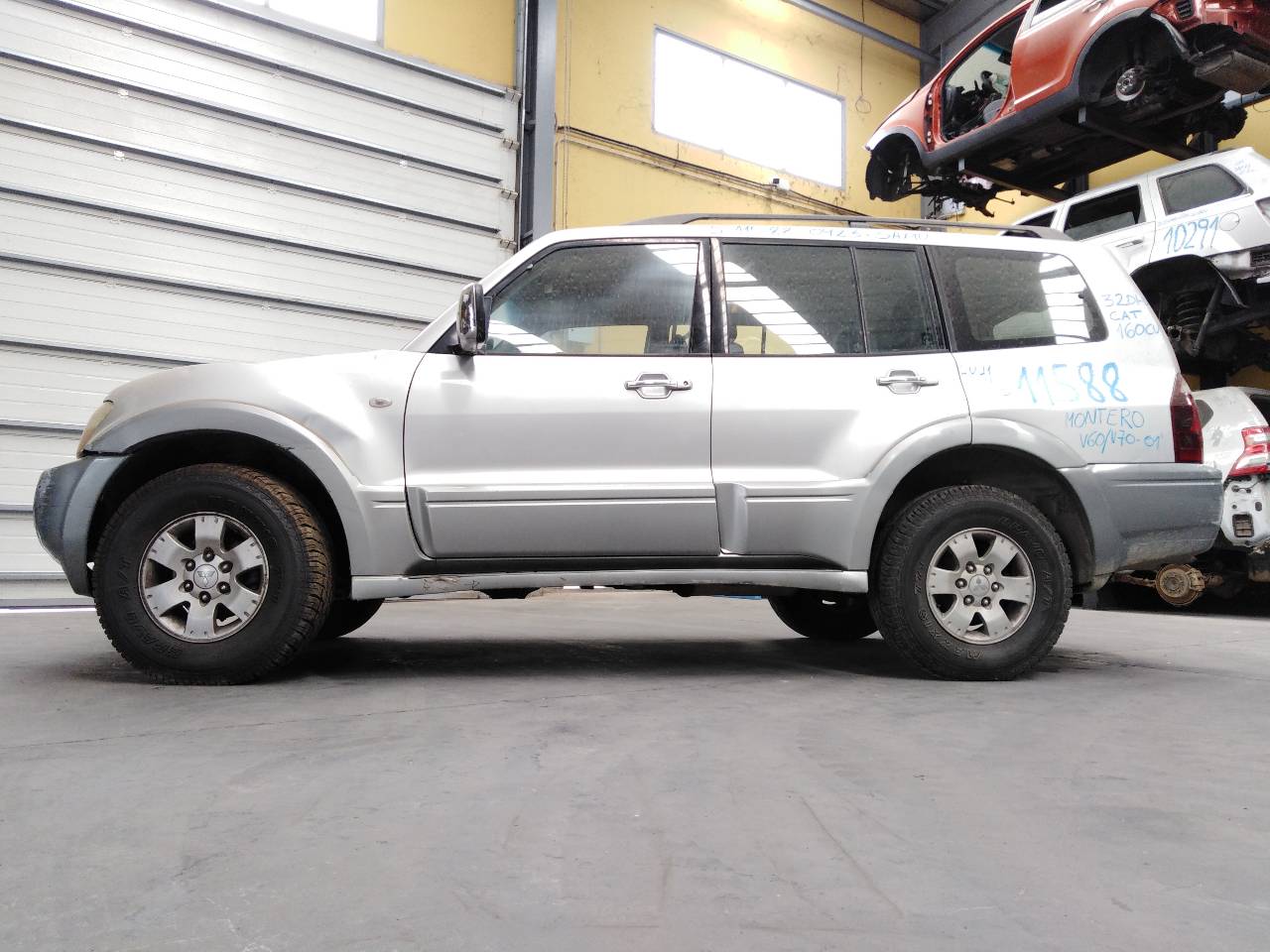 VOLKSWAGEN Pajero 3 generation (1999-2006) Priekinių dešinių durų spyna E2-B4-55-2 21118390