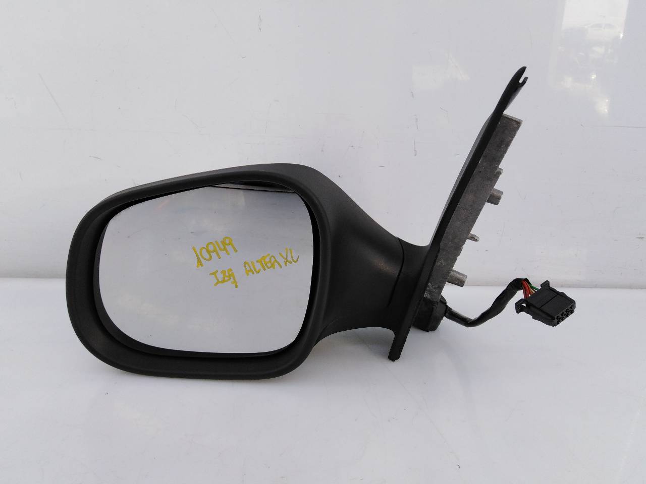 SEAT Toledo 3 generation (2004-2010) Left Side Wing Mirror E2-A1-35-3 21794586