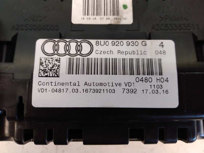 AUDI Q3 8U (2011-2020) Spidometras (Prietaisų skydelis) 8U0920930G,A2C86857000,E2-A1-24-1 18607280