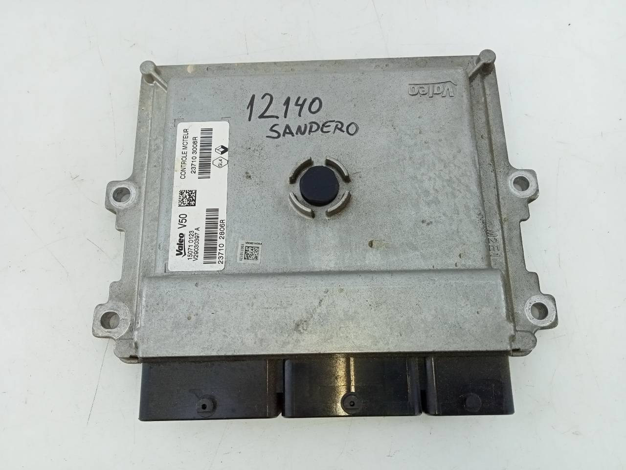 DACIA Sandero 2 generation (2013-2020) Moottorin ohjausyksikkö ECU 237103008R,E2-A1-40-2 24101239