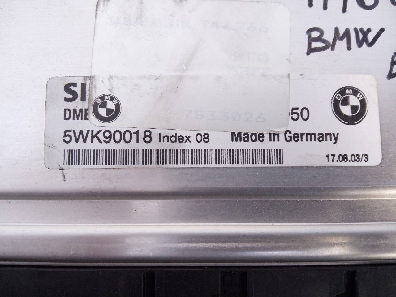 BMW X5 E53 (1999-2006) Moottorin ohjausyksikkö ECU 7533026,5WK90018,E3-A2-35-2 23293816