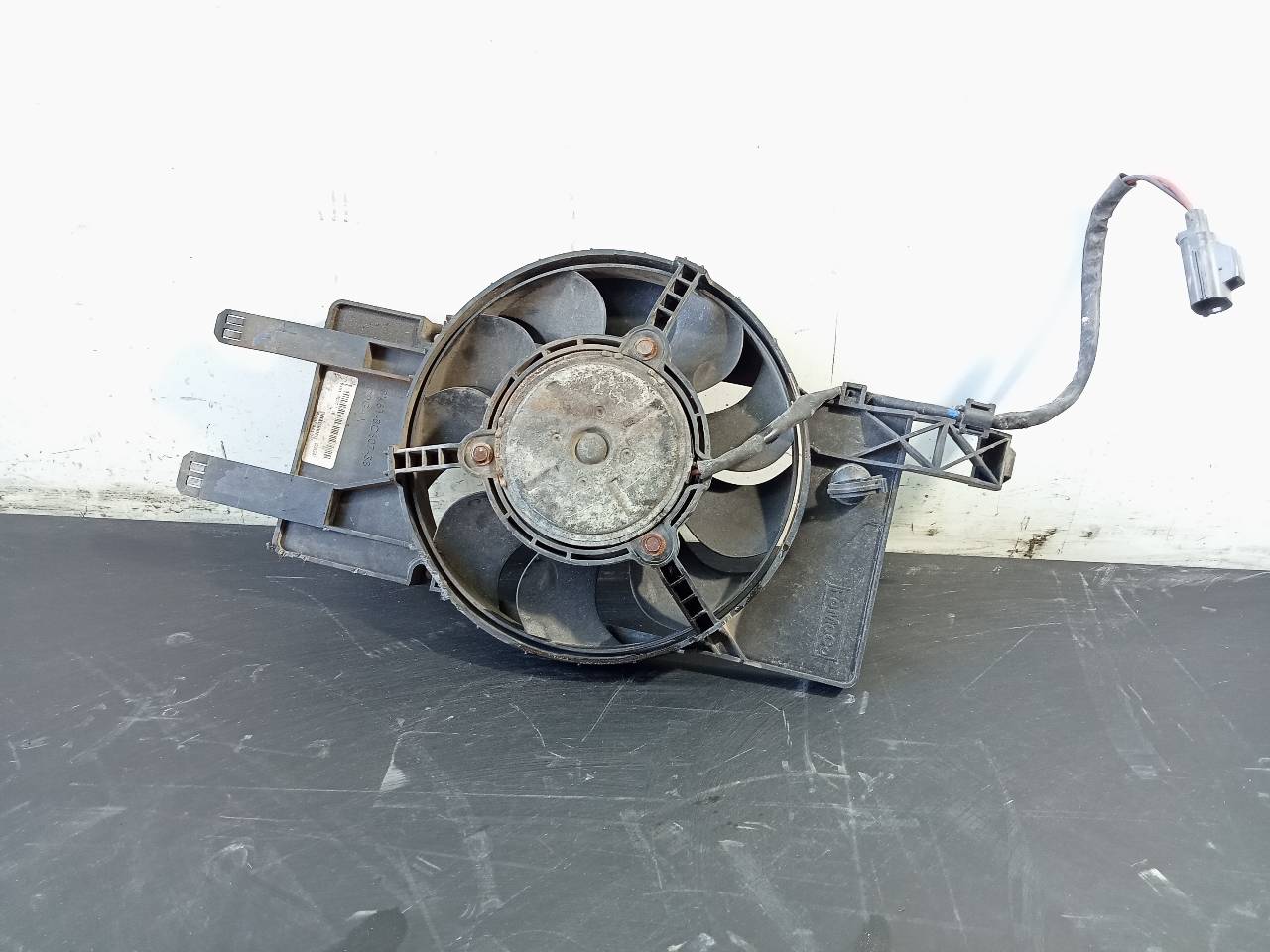 FORD Focus 3 generation (2011-2020) Ventilator difuzor BV618C607SB, P2-A7-4 21802196