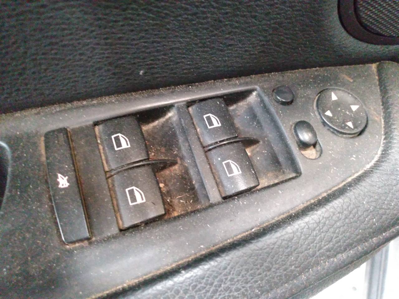 BMW X6 E71/E72 (2008-2012) Priekinių kairių durų langų pakėlimo mygtukai 18725074