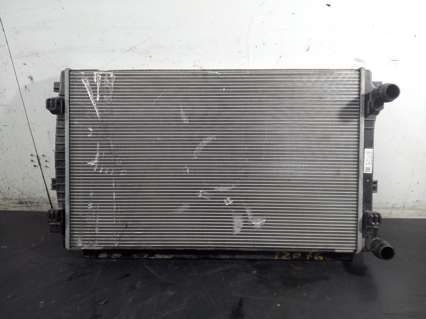 AUDI A3 8V (2012-2020) Охлаждающий радиатор 5Q0121251EM, P2-B6-8 24101915