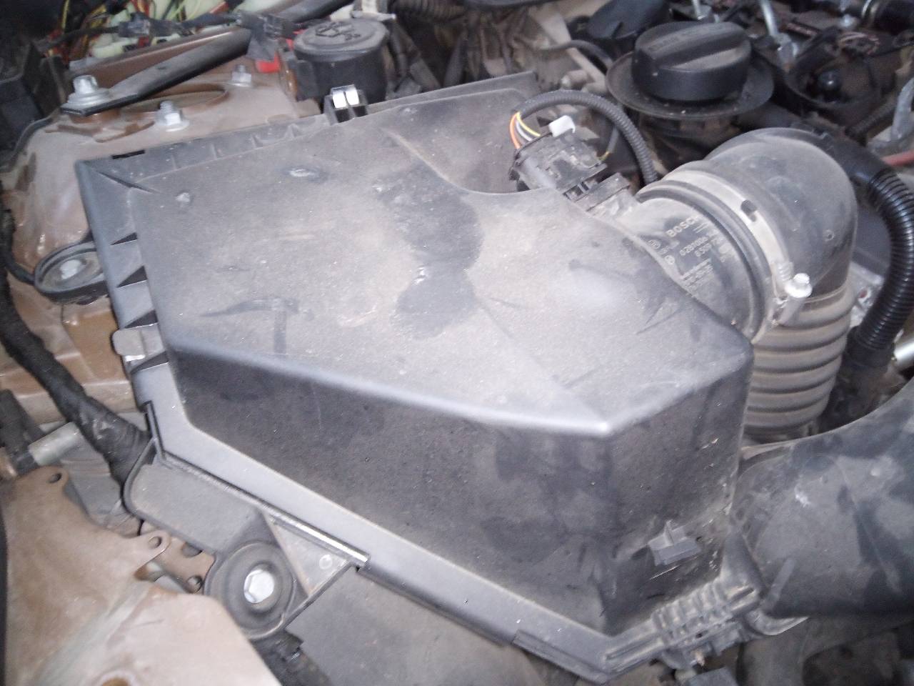 BMW X1 E84 (2009-2015) Other Engine Compartment Parts 23302936