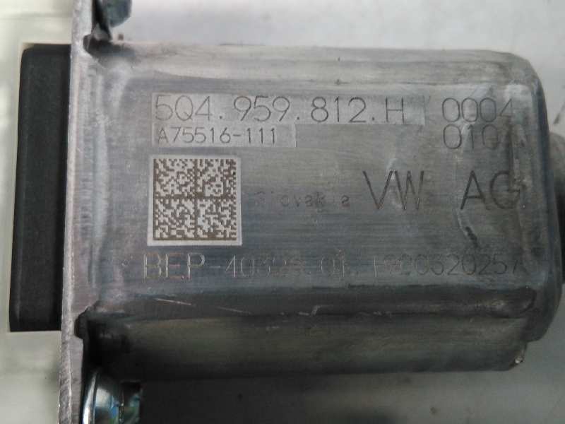 VOLKSWAGEN Passat B8 (2014-2023) Rear left door window lifter 3G5839461B, 5Q4959812H, E1-B6-54-2 18575367