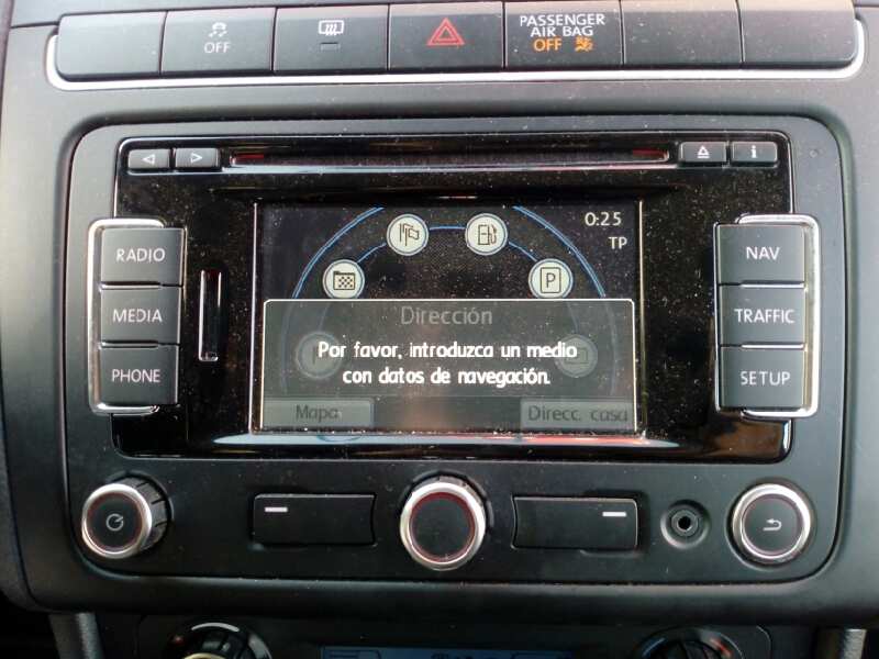 VOLKSWAGEN Polo 5 generation (2009-2017) Lecteur de musique avec GPS 3C0035270B, E2-A1-23-5 18493715