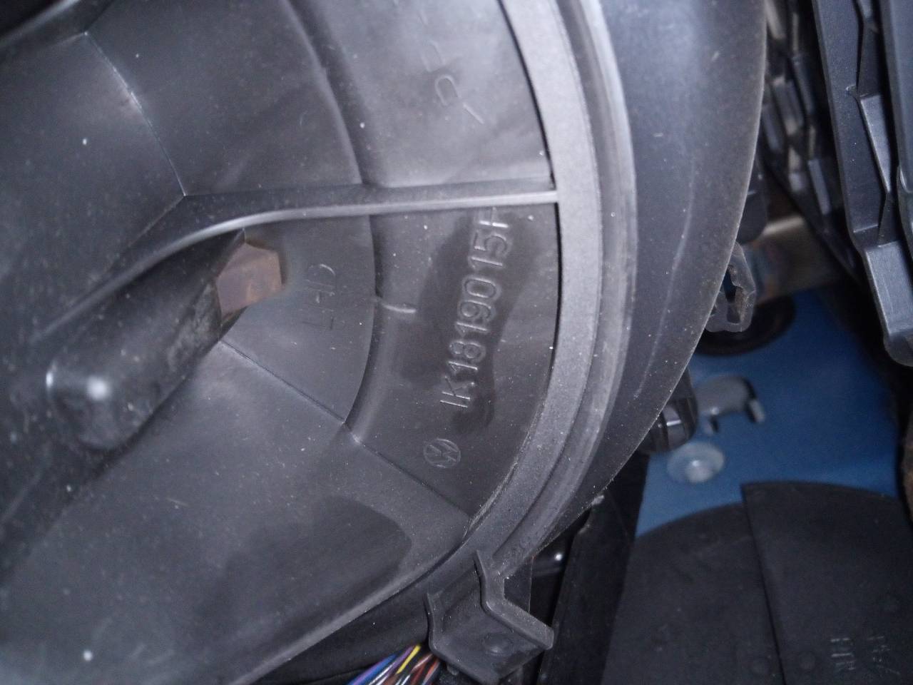 VOLKSWAGEN Caddy 4 generation (2015-2020) Heater Blower Fan 1K1819015F 24391873