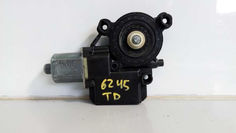 VOLKSWAGEN Polo 5 generation (2009-2017) Motor de control geam ușă  dreapta spate 6R0959812N, 0130822533, E1-A5-51-1 18476148