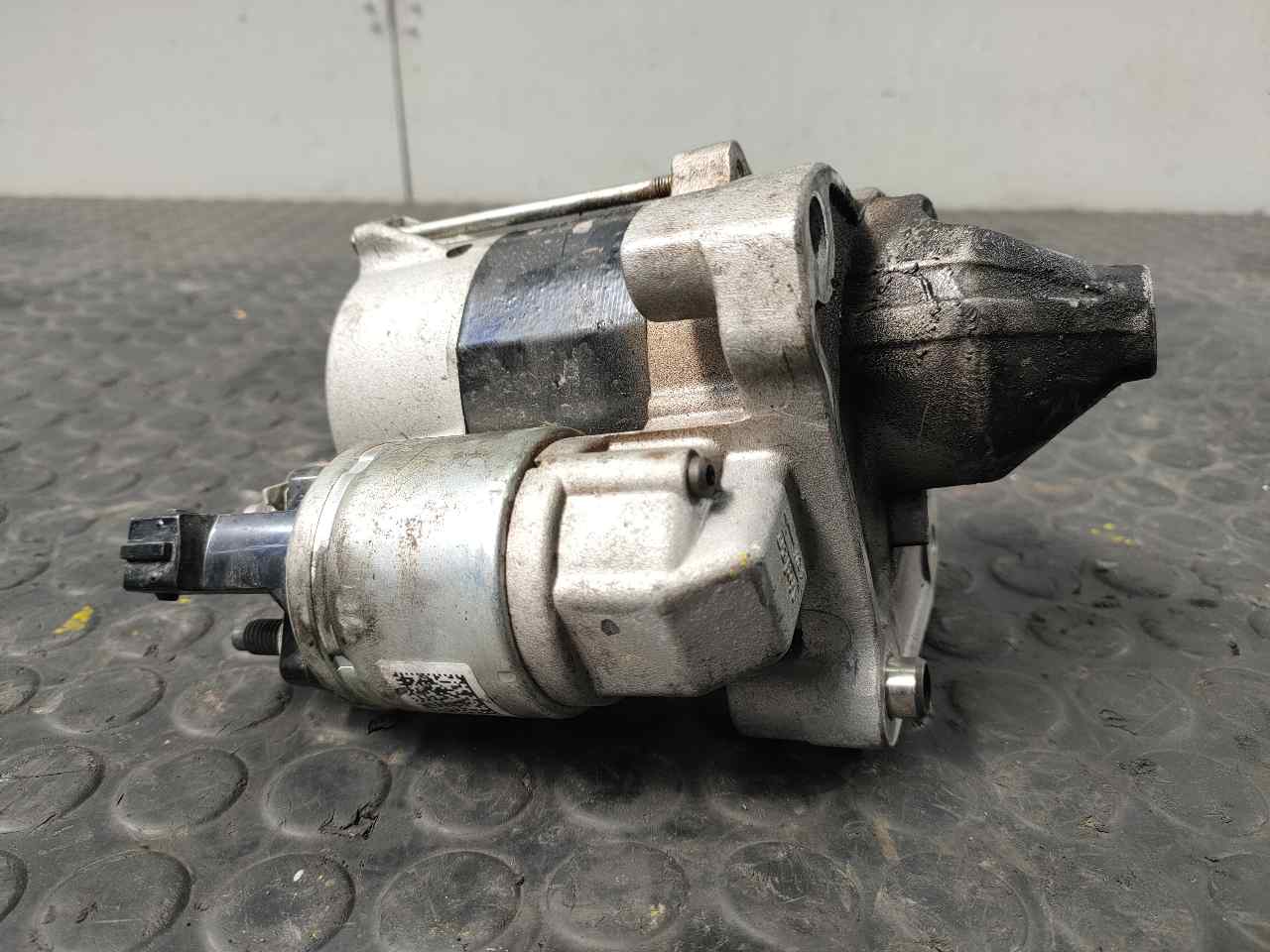 PEUGEOT 208 Peugeot 208 (2012-2015) Starter Motor 9812715380, 13I80242, P3-B7-23-3 21793383