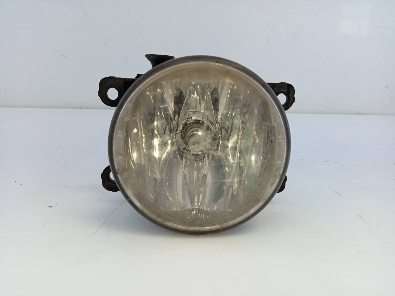 DACIA Logan 2 generation (2013-2020) Front Left Fog Light 261500097R, E1-A1-43-1 21826959