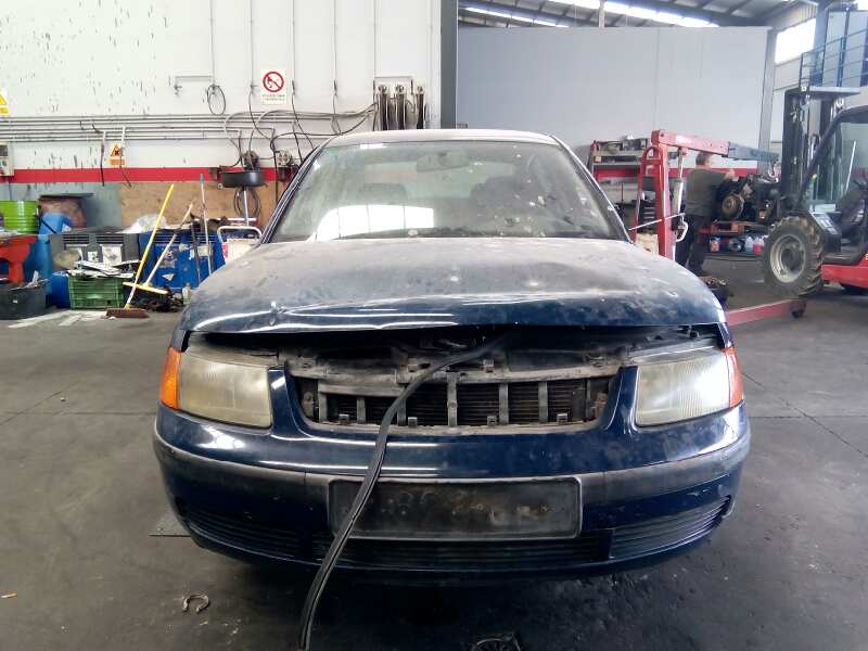 VOLKSWAGEN Passat B5 (1996-2005) Спидометр 3B0919860AX,E2-A1-20-3 18472101