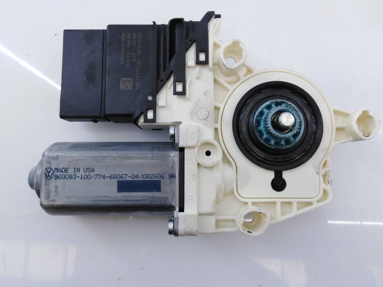 VOLKSWAGEN Jetta 5 generation (2005-2011) Rear Right Door Window Control Motor 1K5839401G,1K0959703P,E1-B6-24-2 18674995