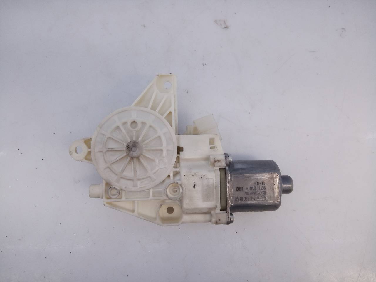 MERCEDES-BENZ C-Class W204/S204/C204 (2004-2015) Front Left Door Window Regulator Motor A2048200142,E1-A2-44-1 20968032