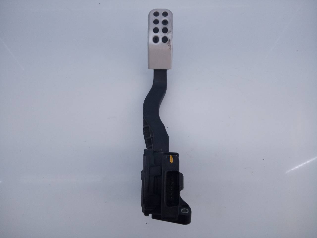 PEUGEOT 2008 1 generation (2013-2020) Throttle Pedal 9671433880,E3-B2-50-4 24025290