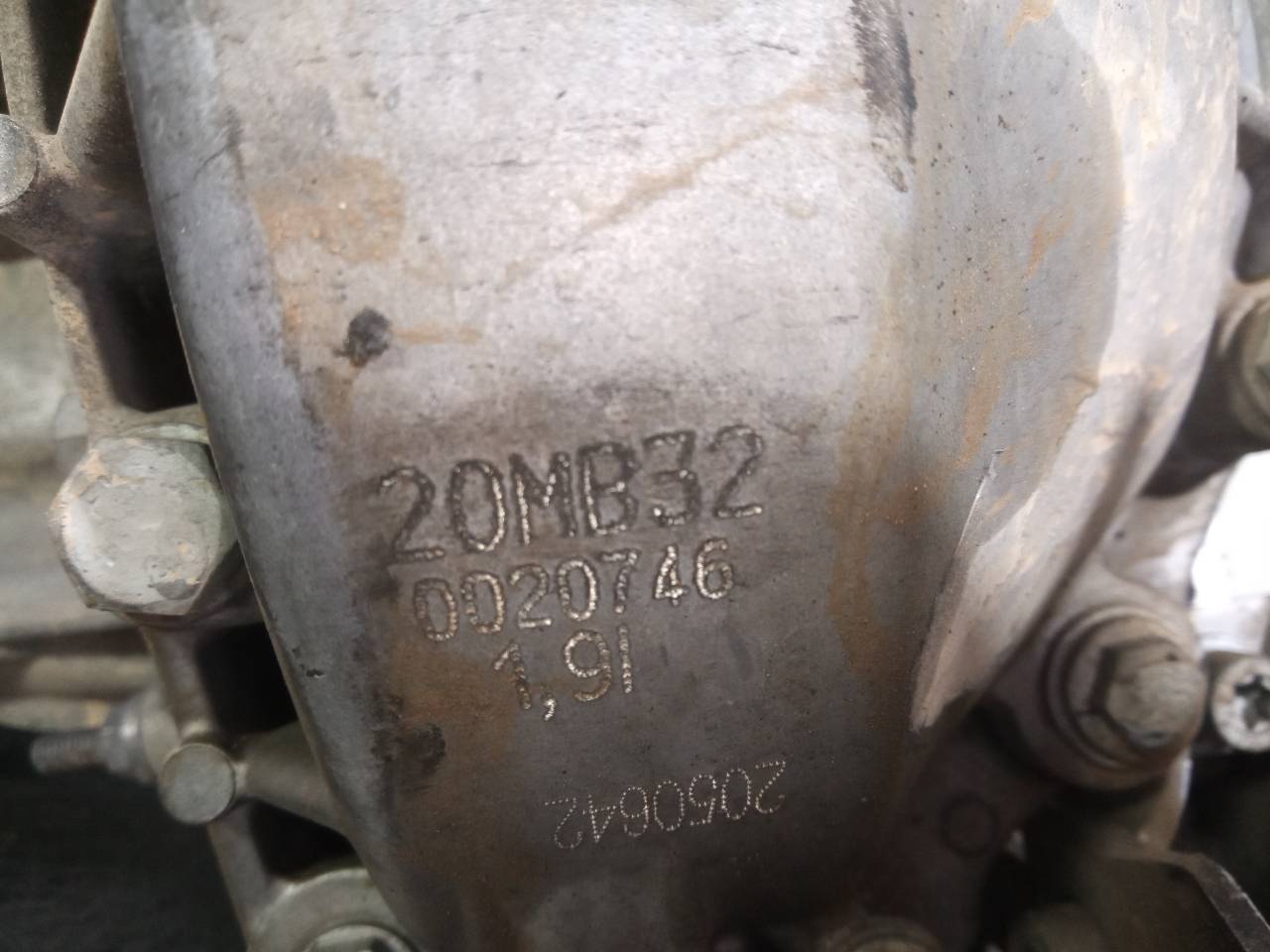 CITROËN C4 Picasso 2 generation (2013-2018) Gearbox 20MB32,M1-B2-83 24452468