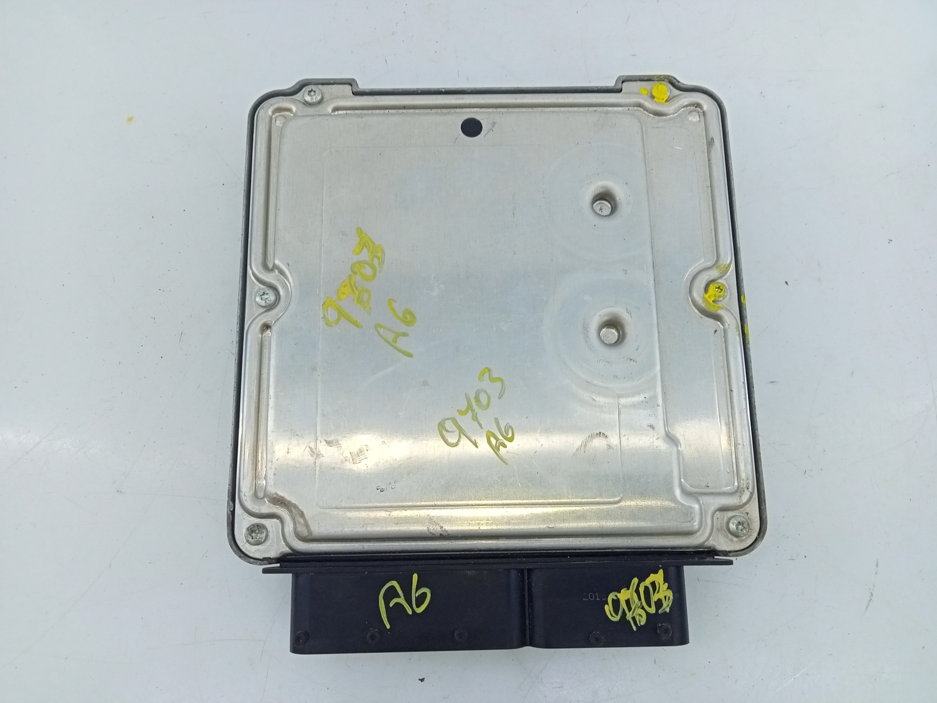 AUDI A6 C6/4F (2004-2011) Блок за управление на двигателя ECU 4F0907401B,E2-A1-45-3 20953793