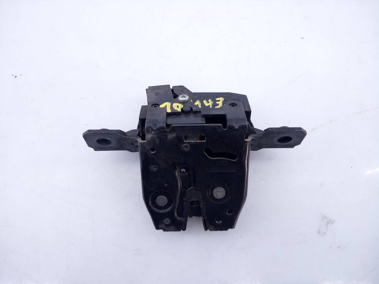 OPEL Astra J (2009-2020) Tailgate Boot Lock E2-B3-39-1 20955328