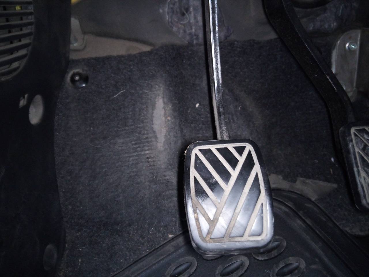 SUZUKI Jimny 3 generation (1998-2018) Sankabos pedalas 24107536