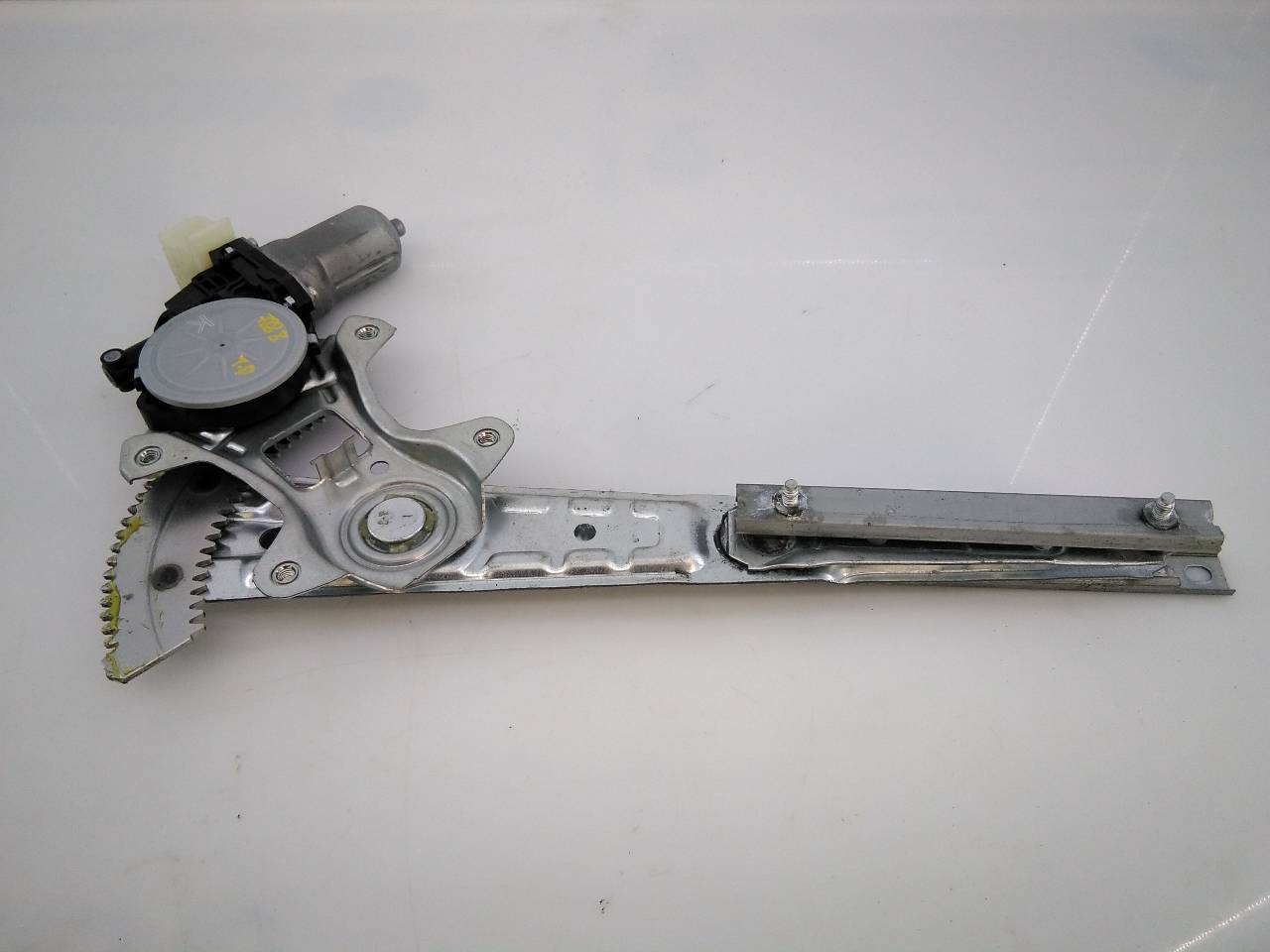 NISSAN X-Trail T32 (2013-2022) Rear Right Door Window Regulator 827204CA0A, 2621004650, E2-A4-8-2 18634056