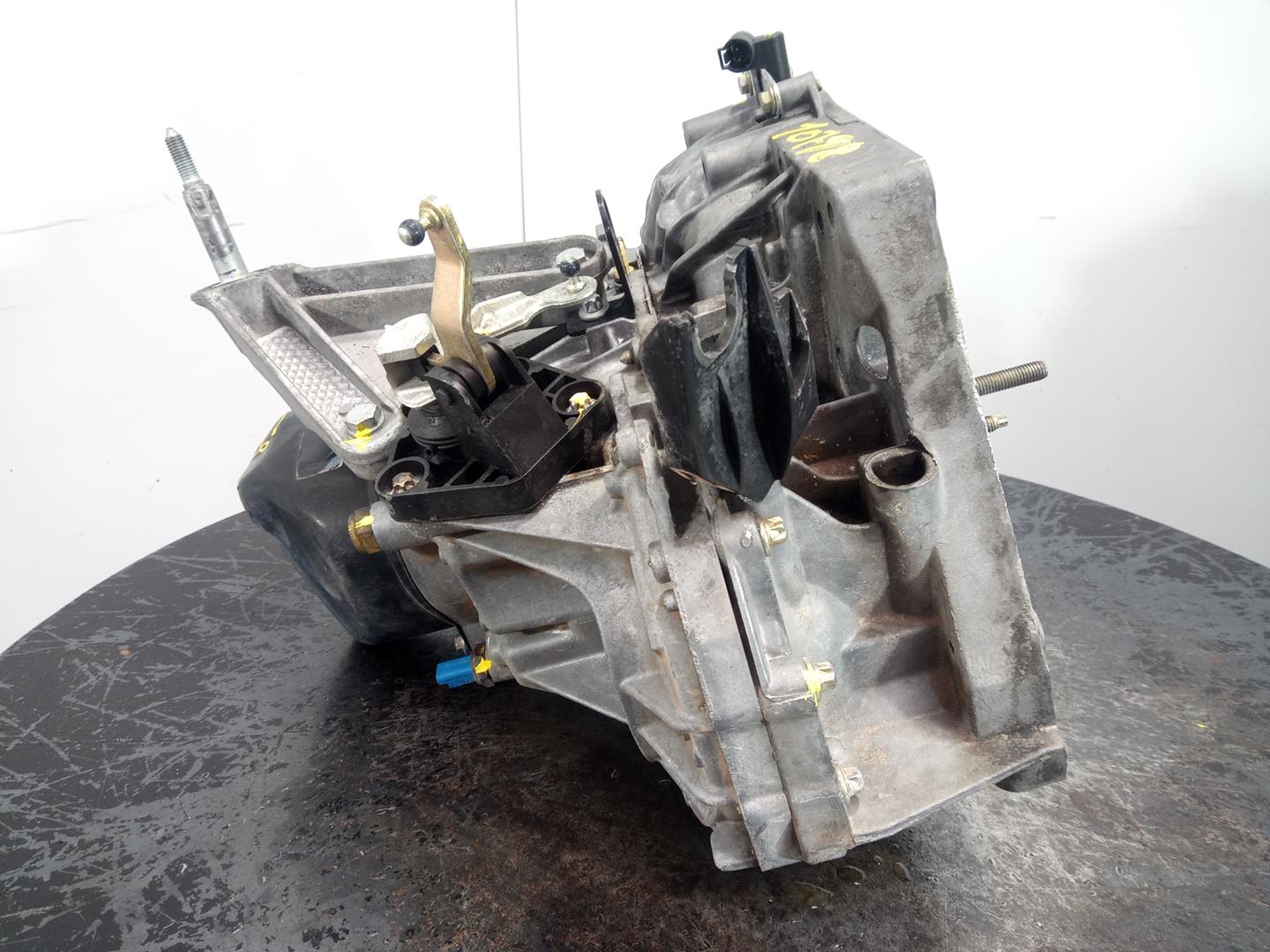 RENAULT Modus 1 generation (2004-2012) Gearbox JR5113, M1-B3-135 20966076