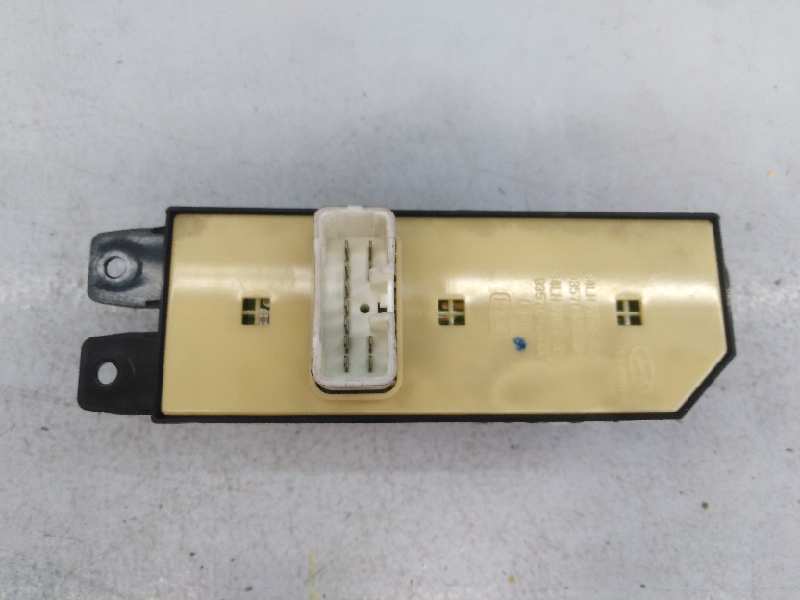 MERCEDES-BENZ Santa Fe SM (2000-2013) Front Left Door Window Switch 9357026100,E3-A3-59-2 18505595