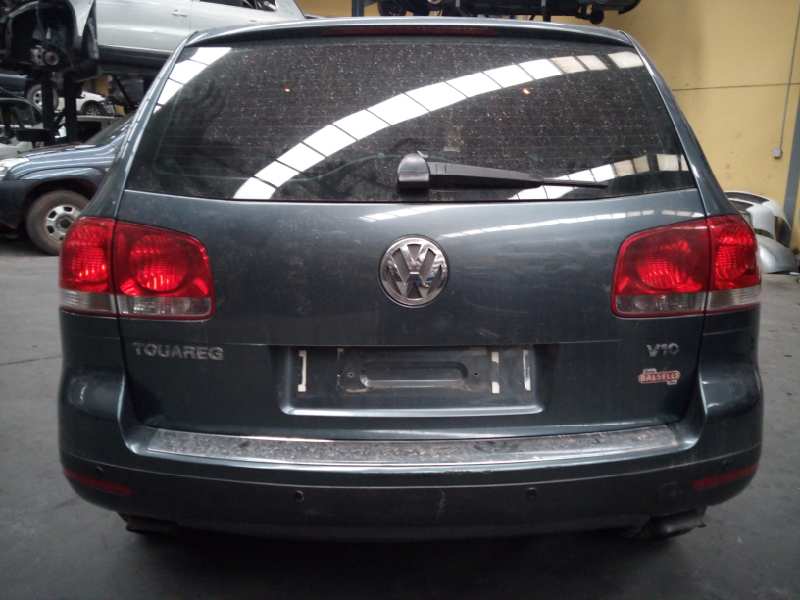 VOLKSWAGEN Touareg 1 generation (2002-2010) Охолоджувач олії 7L0317019,P2-A11-13 18681847