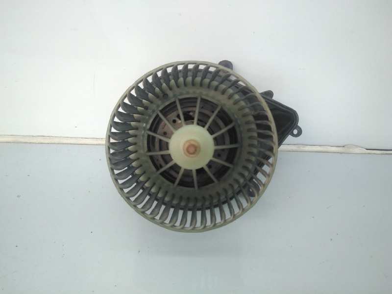 PEUGEOT Partner 1 generation (1996-2012) Нагревательный вентиляторный моторчик салона 210681233F, 740471233F, E1-A4-47-2 18475459