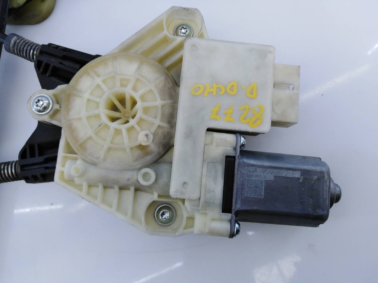 SEAT Toledo 4 generation (2012-2020) Front Right Door Window Regulator 5JA959812E,E1-B6-32-2 18668973