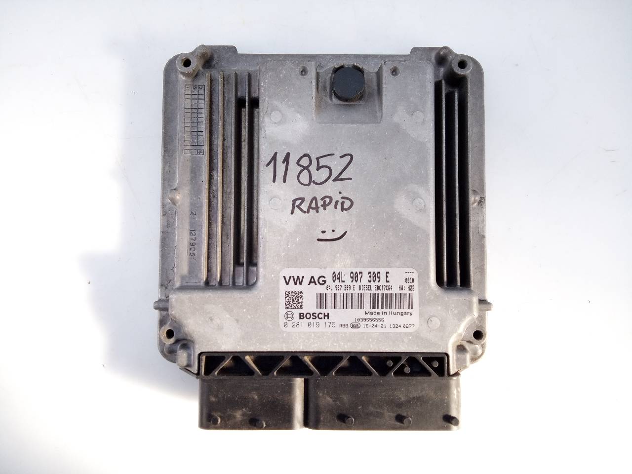 SKODA Rapid 2 generation (1985-2023) Блок управления двигателем 04L907309E, 0281019175, E2-A1-23-2 23293953